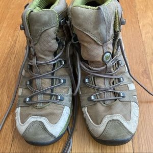 Merrell Avian Light Mid Waterproof Women’s 8.5